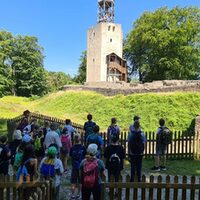 Die Kinder besuchten Burg Lichtenberg.