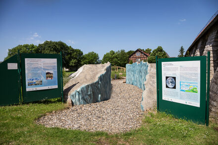 Eiszeitgarten am Schloss Salder.