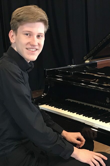 Justus Buttke war beim Landeswettbewerb „Jugend musiziert“ sehr erfolgreich. Herzlichen Glückwünsch!