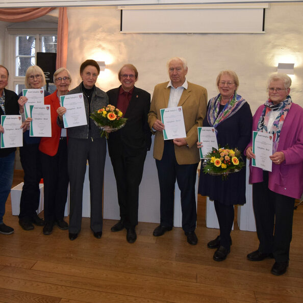 Gruppenbild der Verleihung der Salzgitter-Briefe