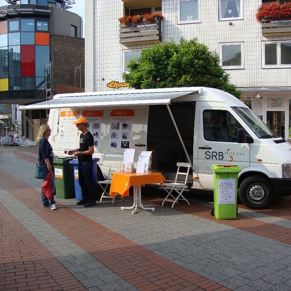 Abfallbus in Lebenstedt