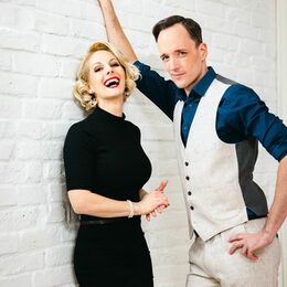 Lissi und Herr Timpe präsentieren die schönsten Schlager aller Zeiten.