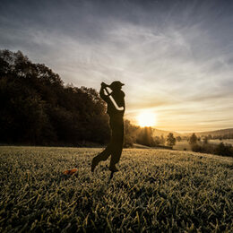 Symbolbild Golfer