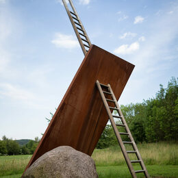 Eine Skulptur des Skulpturenweges