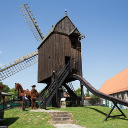 Die Osterlinder Bockwindmühle