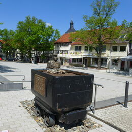 Der beliebte Seniorentag des Seniorenbüros und des Seniorenbeirates der Stadt Salzgitter findet in diesem Jahr auf dem Marktplatz in Salzgitter-Bad statt.