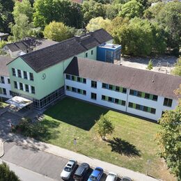 Rund um die Grundschule St. Michael findet ein großes Sommerfest statt.